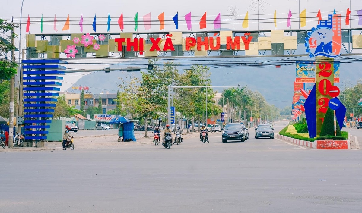 Thị xã Phú Mỹ có tổng thu ngân sách bằng 11 tỉnh cộng lại